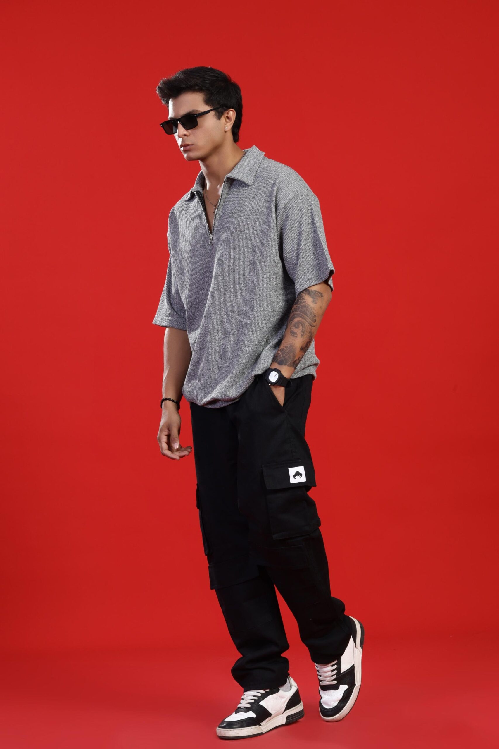 GRAY ZIPPER POLO T-SHIRT