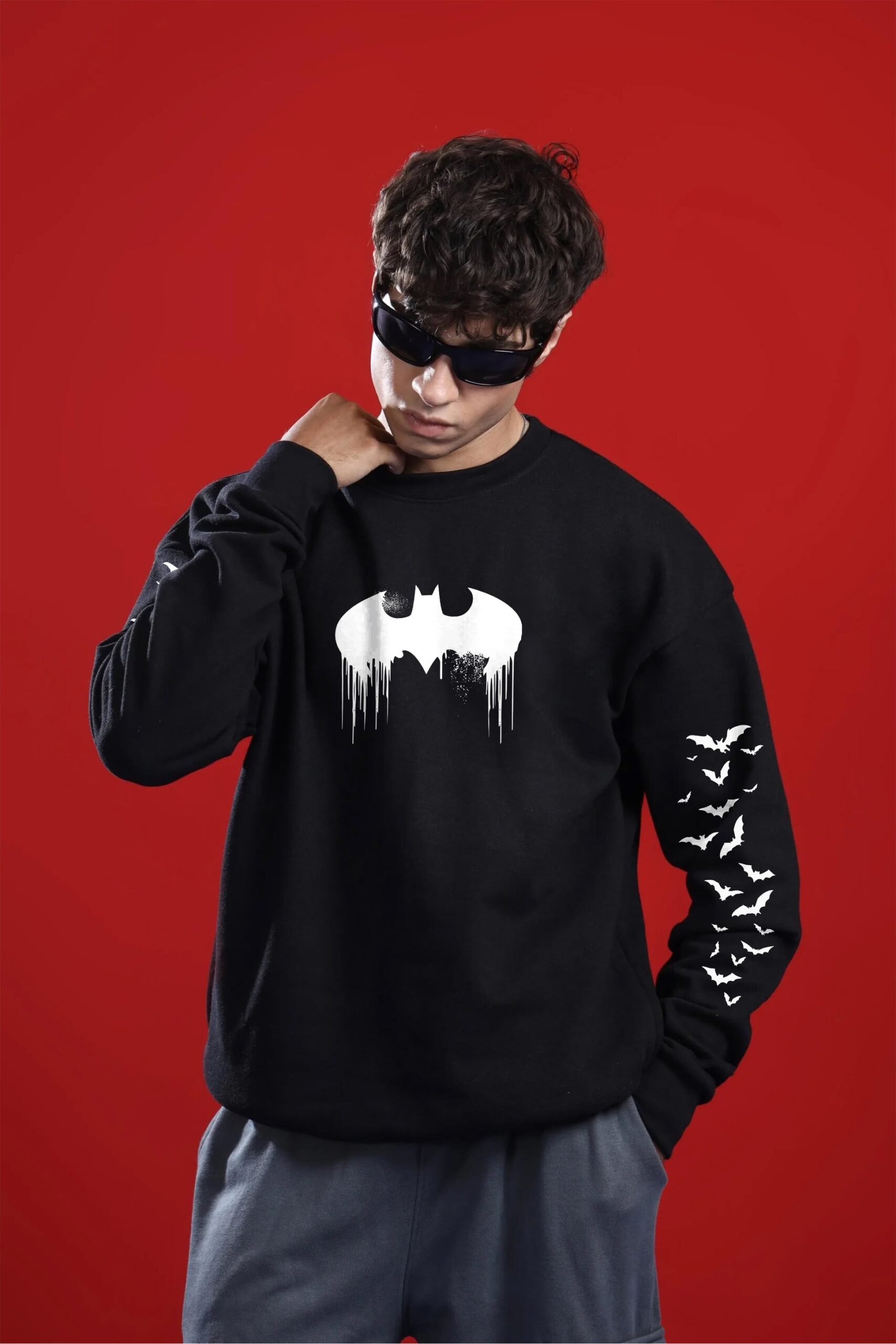 BATMAN OVERSIZED SWEATSHIRT Hover